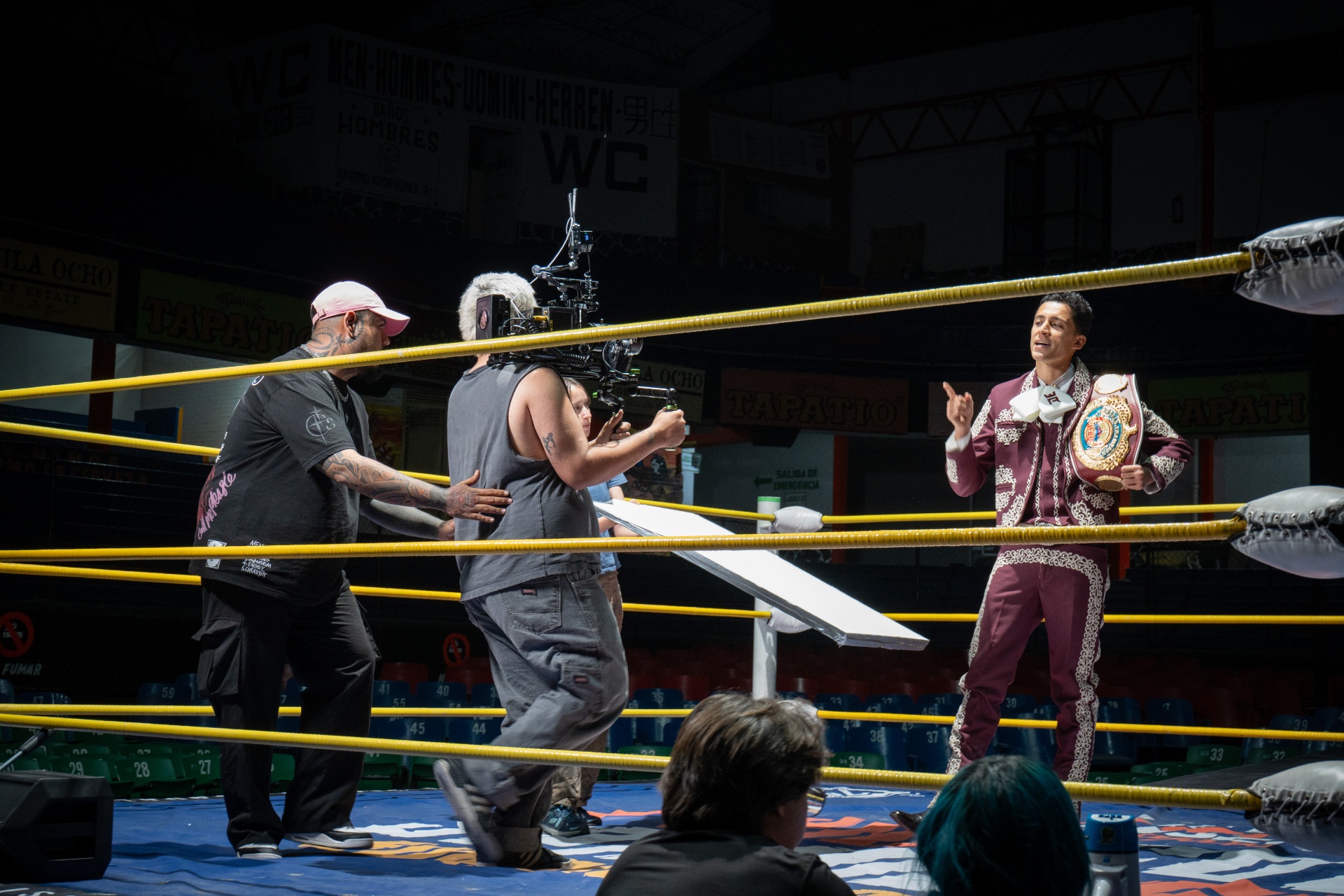 Equipo de Querentas durante el rodaje de una escena